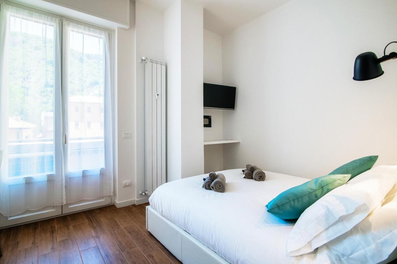White Loft Como Central - The House Of Travelers Exteriör bild