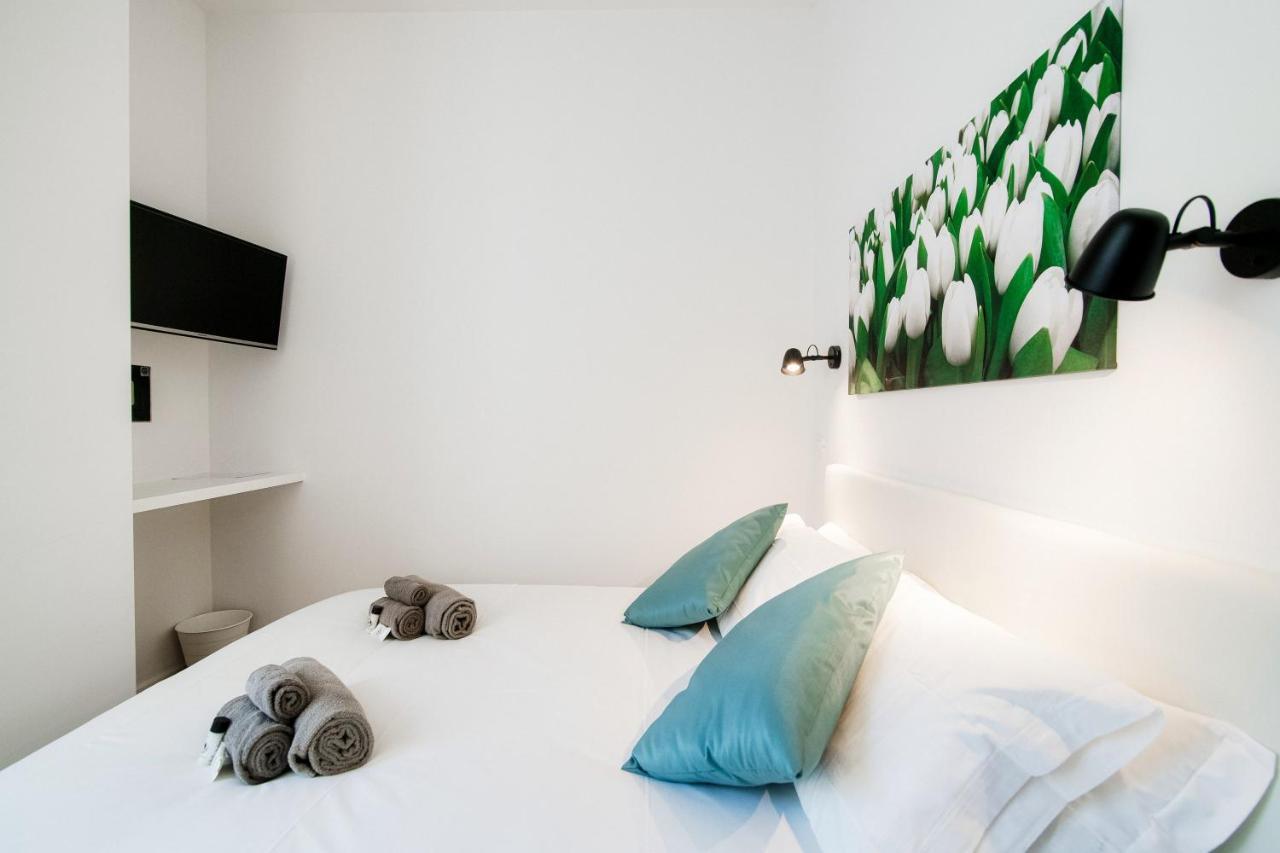 White Loft Como Central - The House Of Travelers Exteriör bild