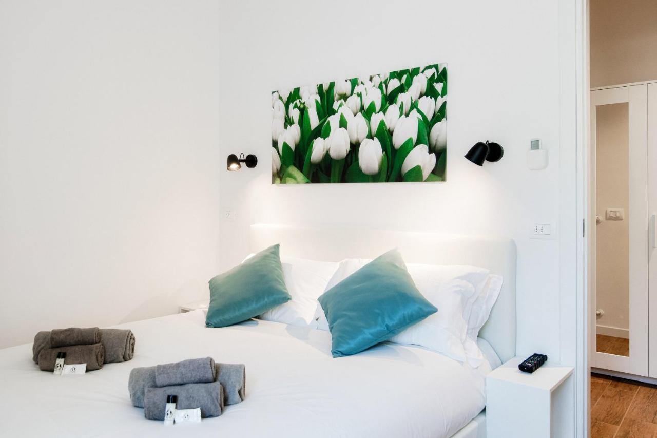 White Loft Como Central - The House Of Travelers Exteriör bild
