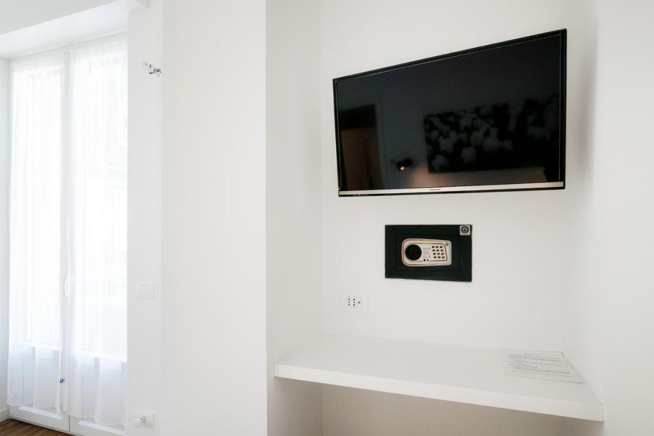 White Loft Como Central - The House Of Travelers Exteriör bild